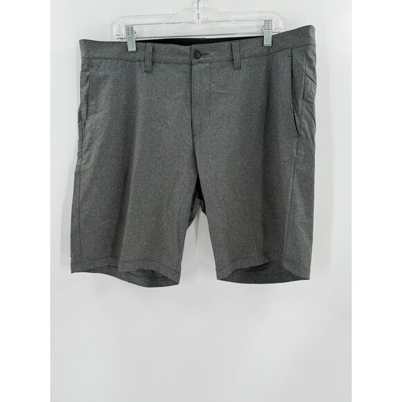 Polo Ralph Lauren 35" x 9" Gray Tech Wicking Hybrid Golf Shorts - Picture 1 of 10